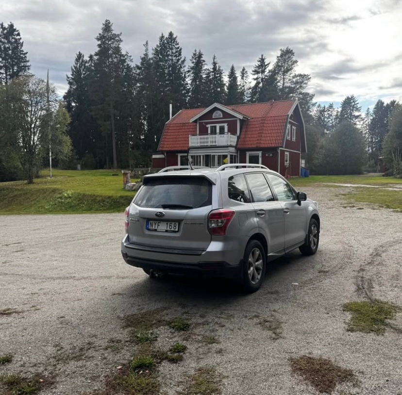 Subaru Forester 2.0 4WD Lineartronic 2013, bild 2/10
