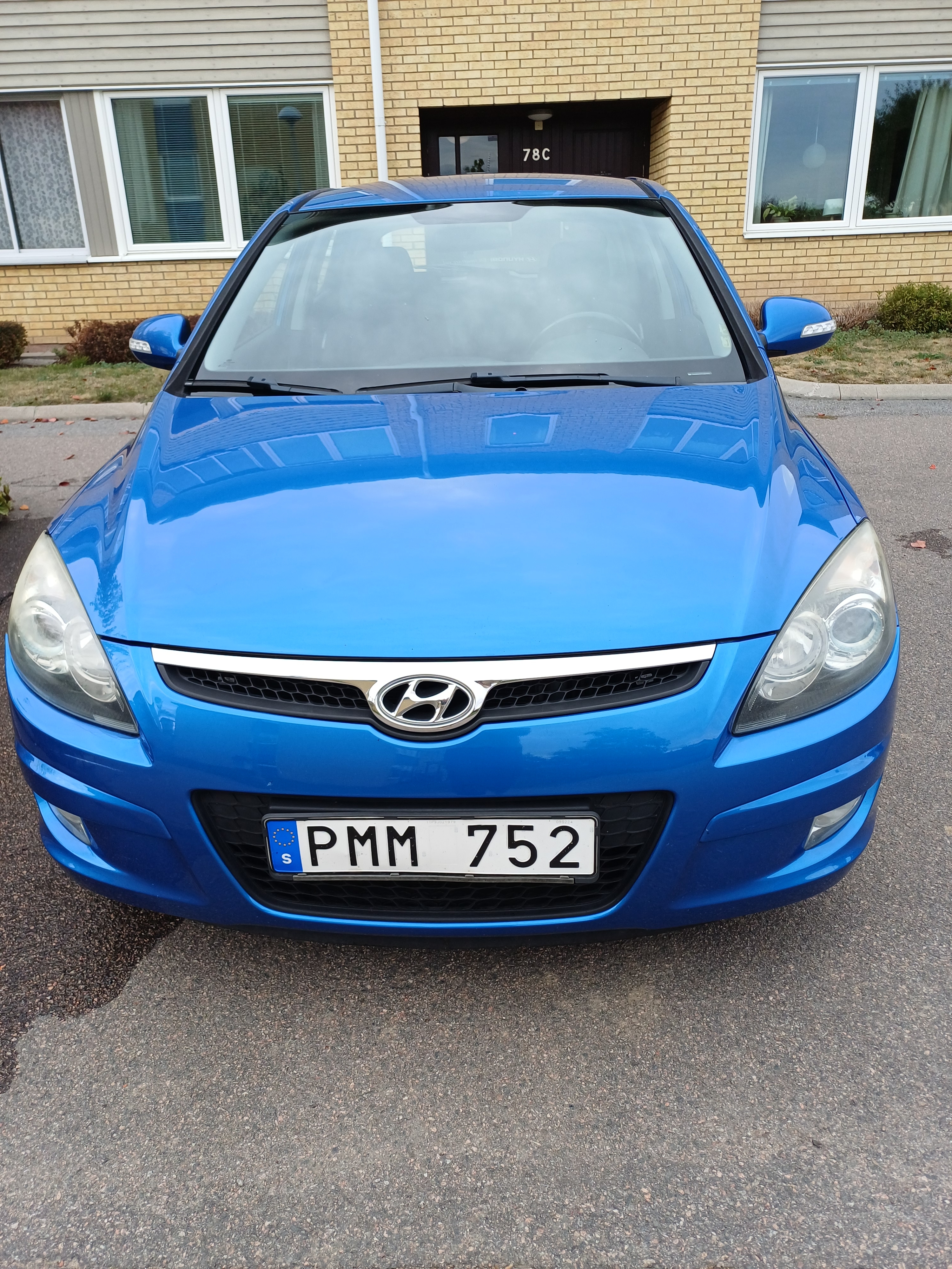 Hyundai i30 1.6 CRDi Manuell 2009, bild 2/10