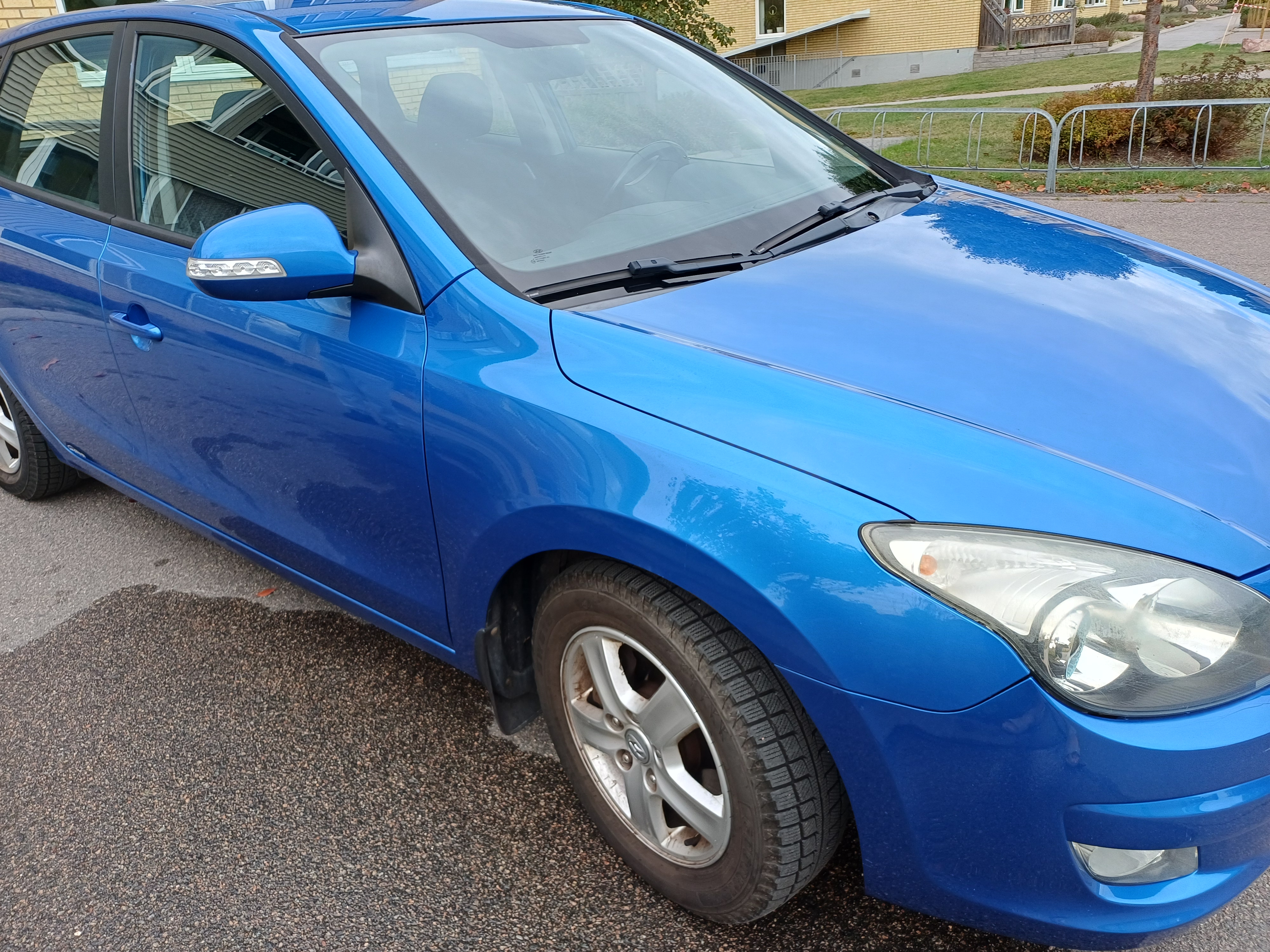 Hyundai i30 1.6 CRDi Manuell 2009, bild 5/10