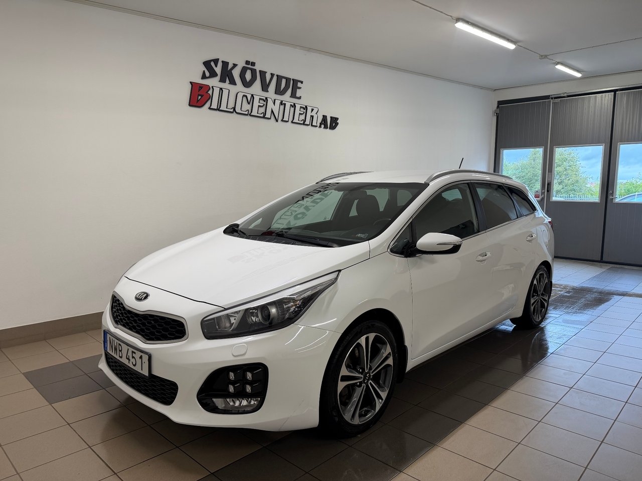 Kia Ceed 1.6 CRDi GT-Line 2016, bild 2/10