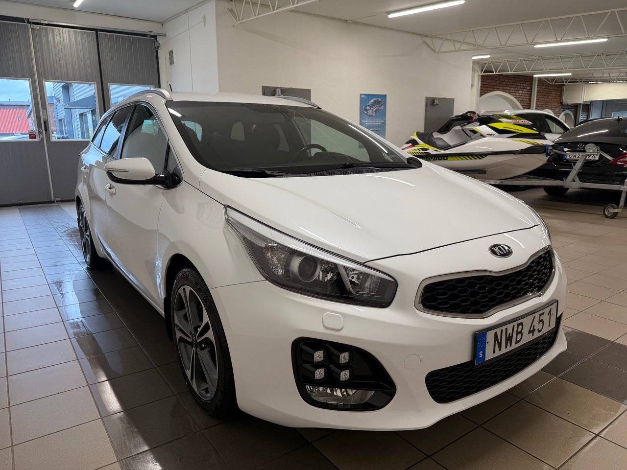 Kia Ceed 1.6 CRDi GT-Line 2016, bild 6/10