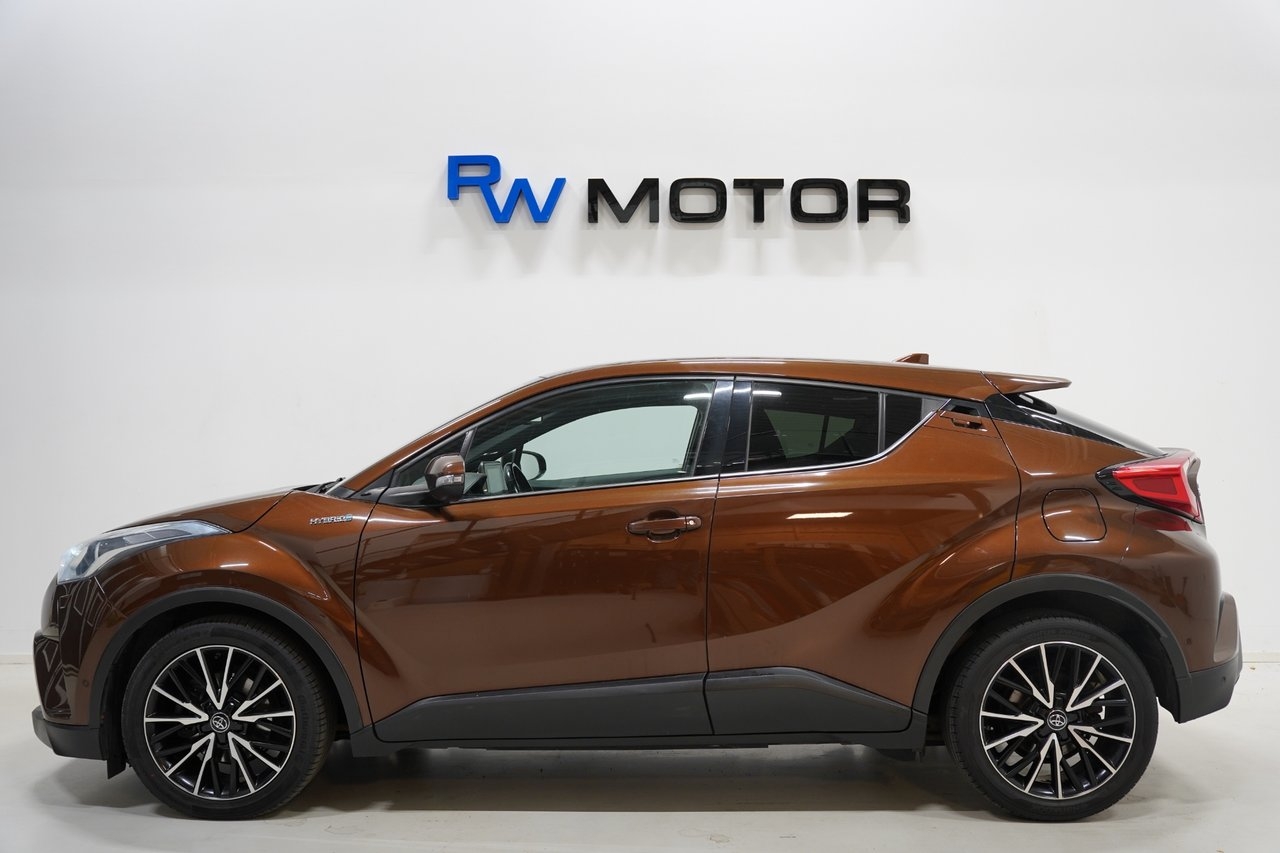 Toyota C-HR 2017, bild 3/10