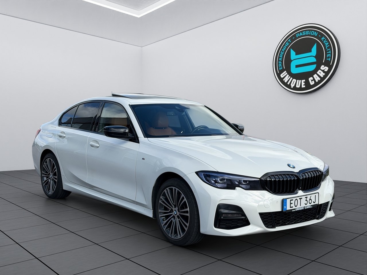 BMW 330