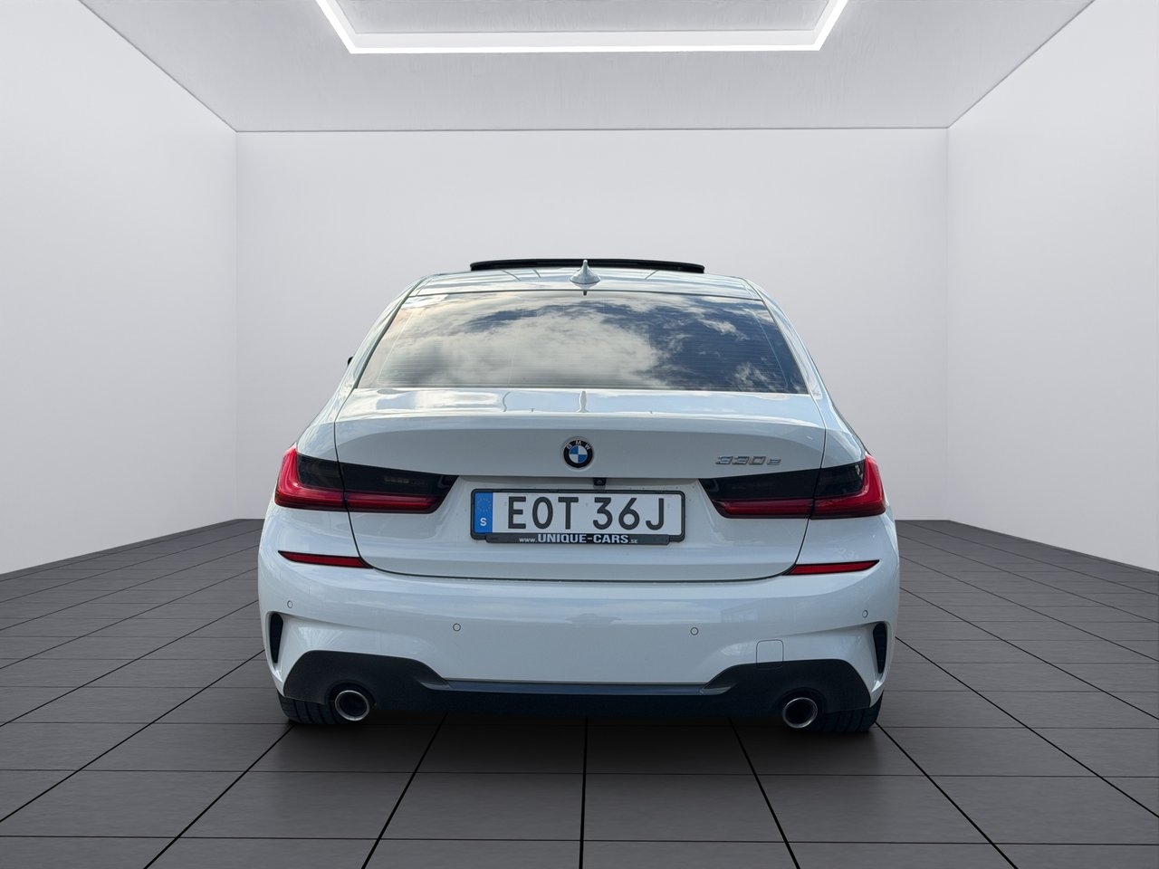 BMW 330 e Sedan 2021, bild 4/10
