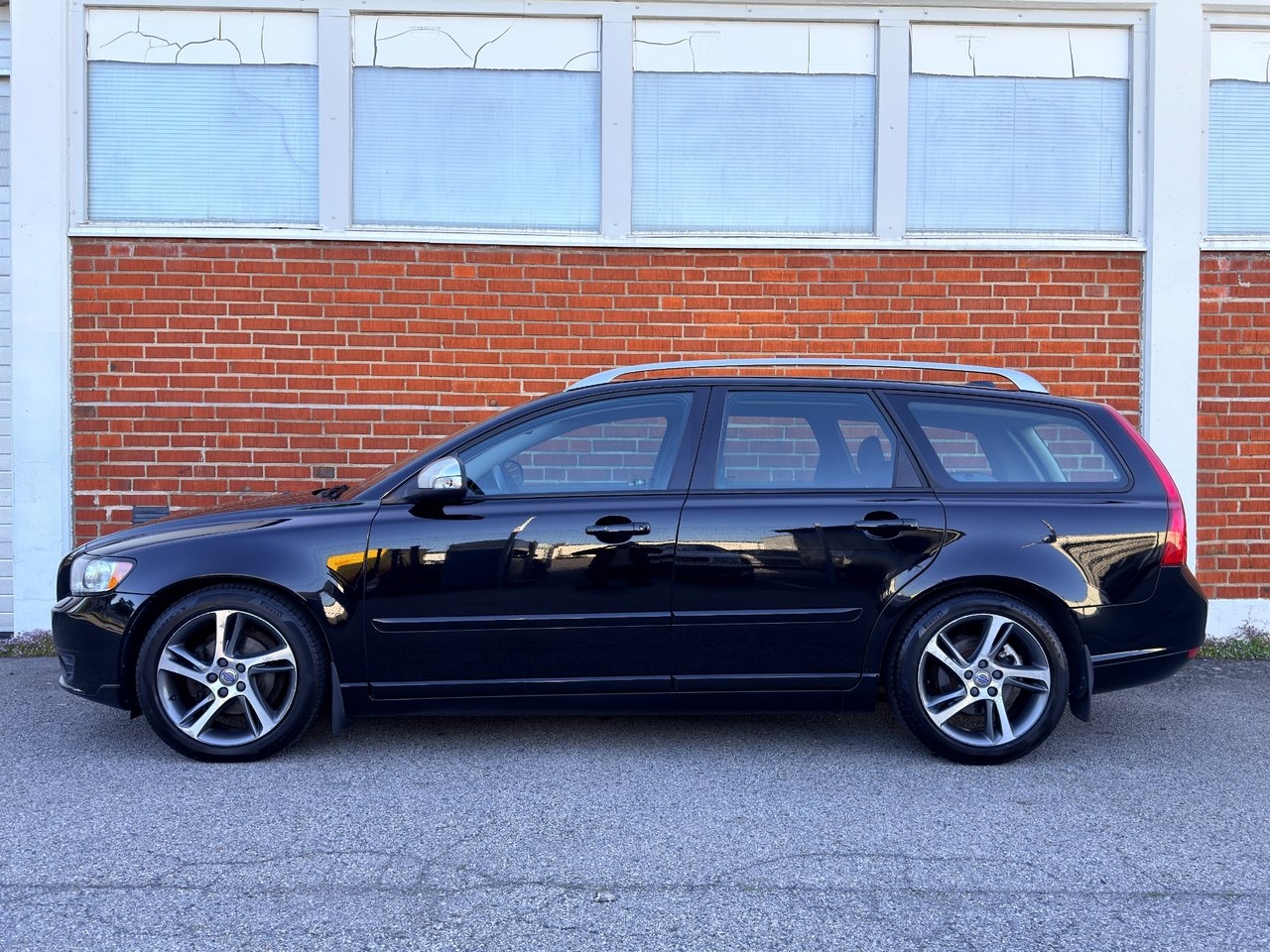 Volvo V50 2012, photo 2/10