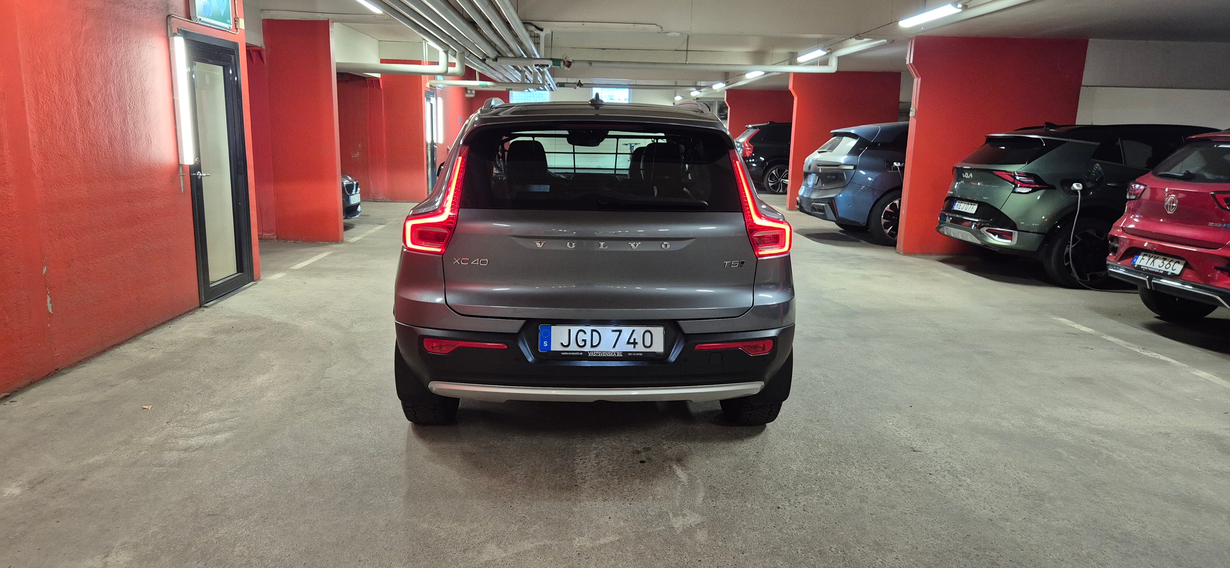 Volvo XC40 T5 AWD Geartronic 2018, bild 4/9