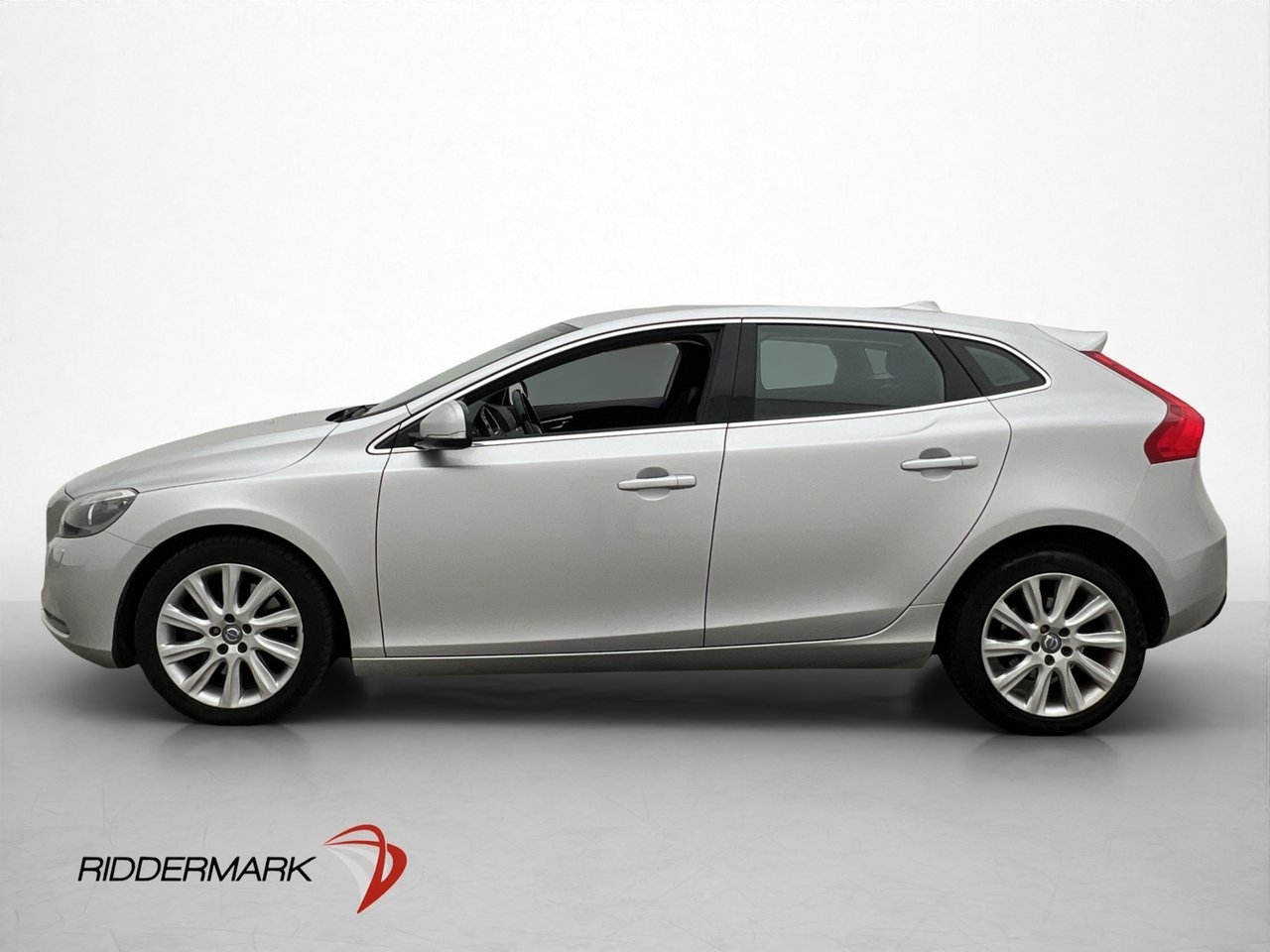 Volvo V40 D4 190hk Momentum Värmare VOC 2015, photo 5/32
