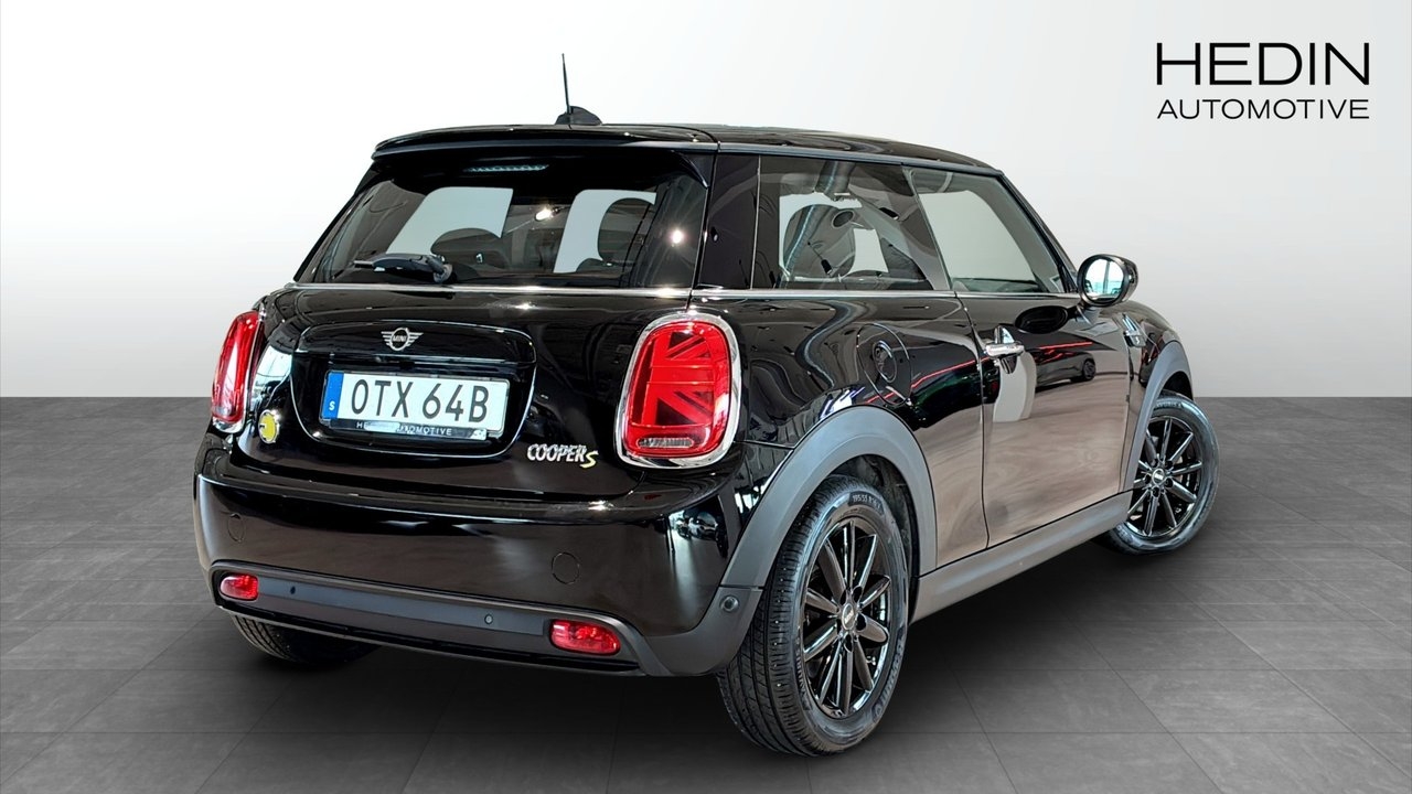 MINI Cooper SE SE 184 hk 2022, bild 2/9