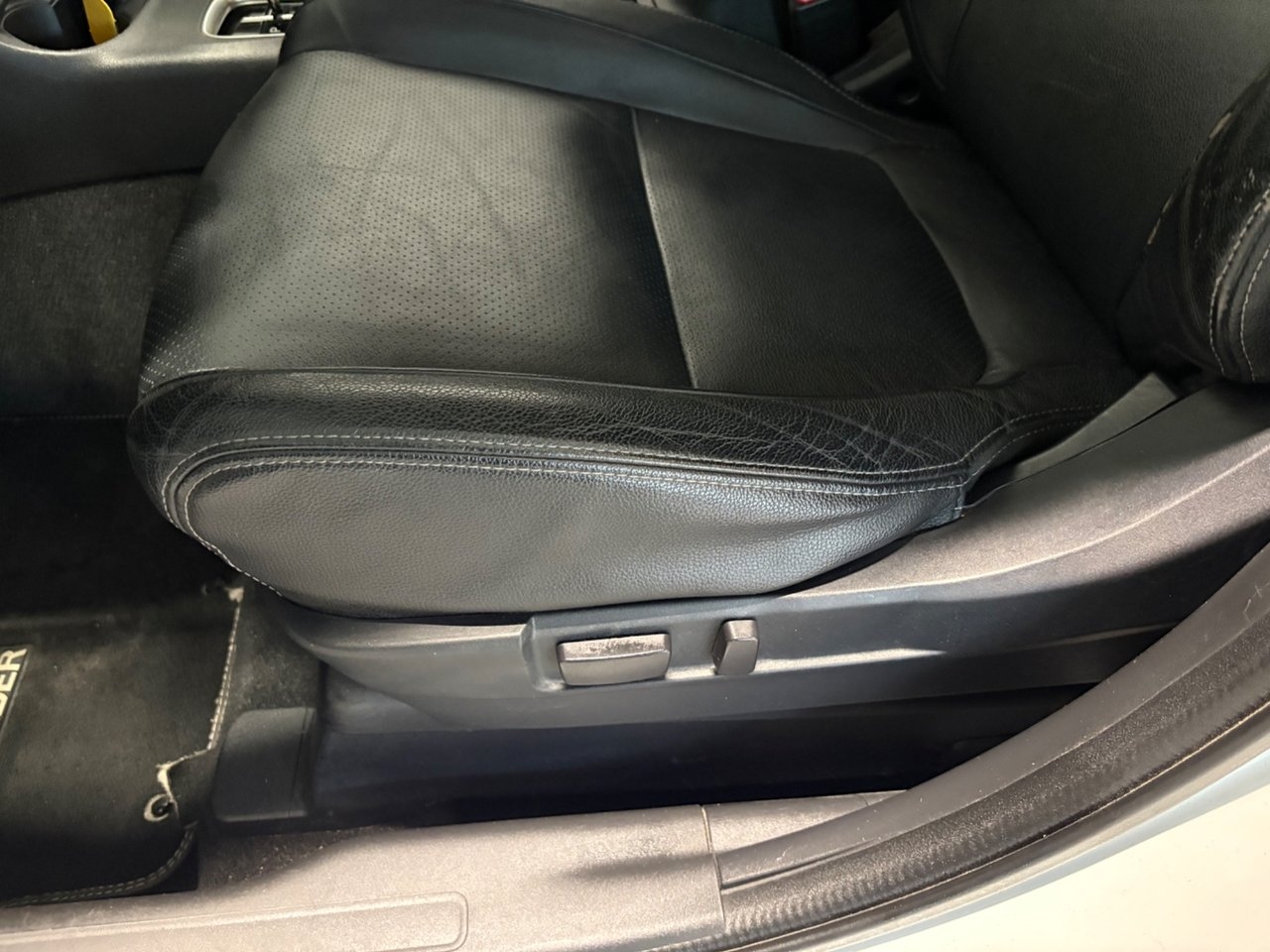 Mitsubishi Outlander 2.2 DI-D Business 2016, bild 9/10