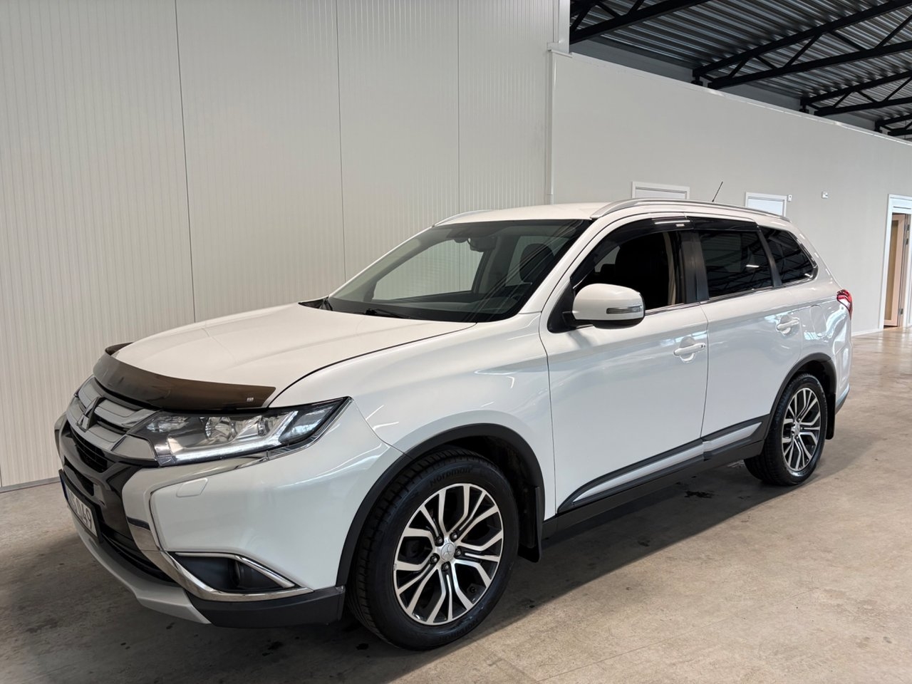 Mitsubishi Outlander 2.2 DI-D Business 2016, bild 4/10