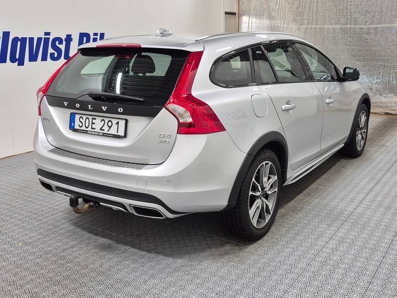 Volvo V60 Cross Country D4 AWD 2017, bild 4/7