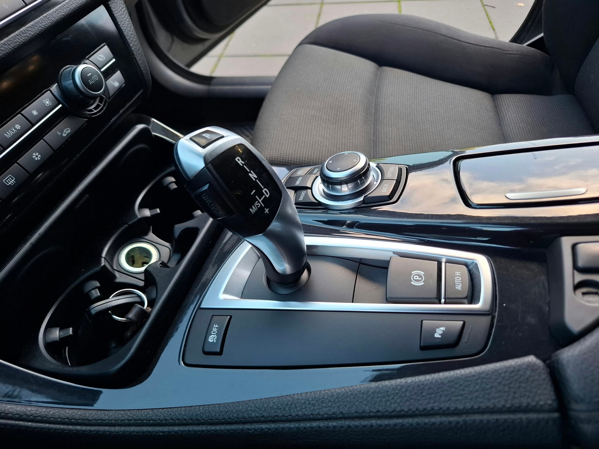 BMW 520 d Touring Steptronic 2012, bild 6/10