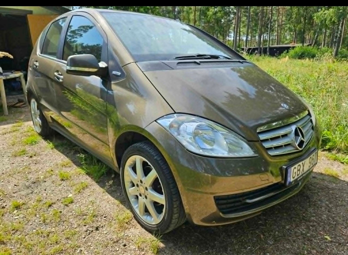 Mercedes-Benz A 160 5-dörrars Manuell 2012, bild 3/10