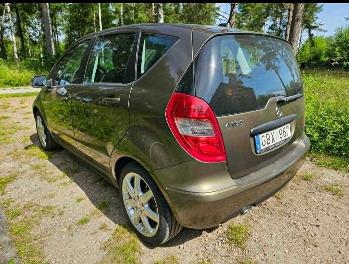 Mercedes-Benz A 160 5-dörrars Manuell 2012, bild 2/10
