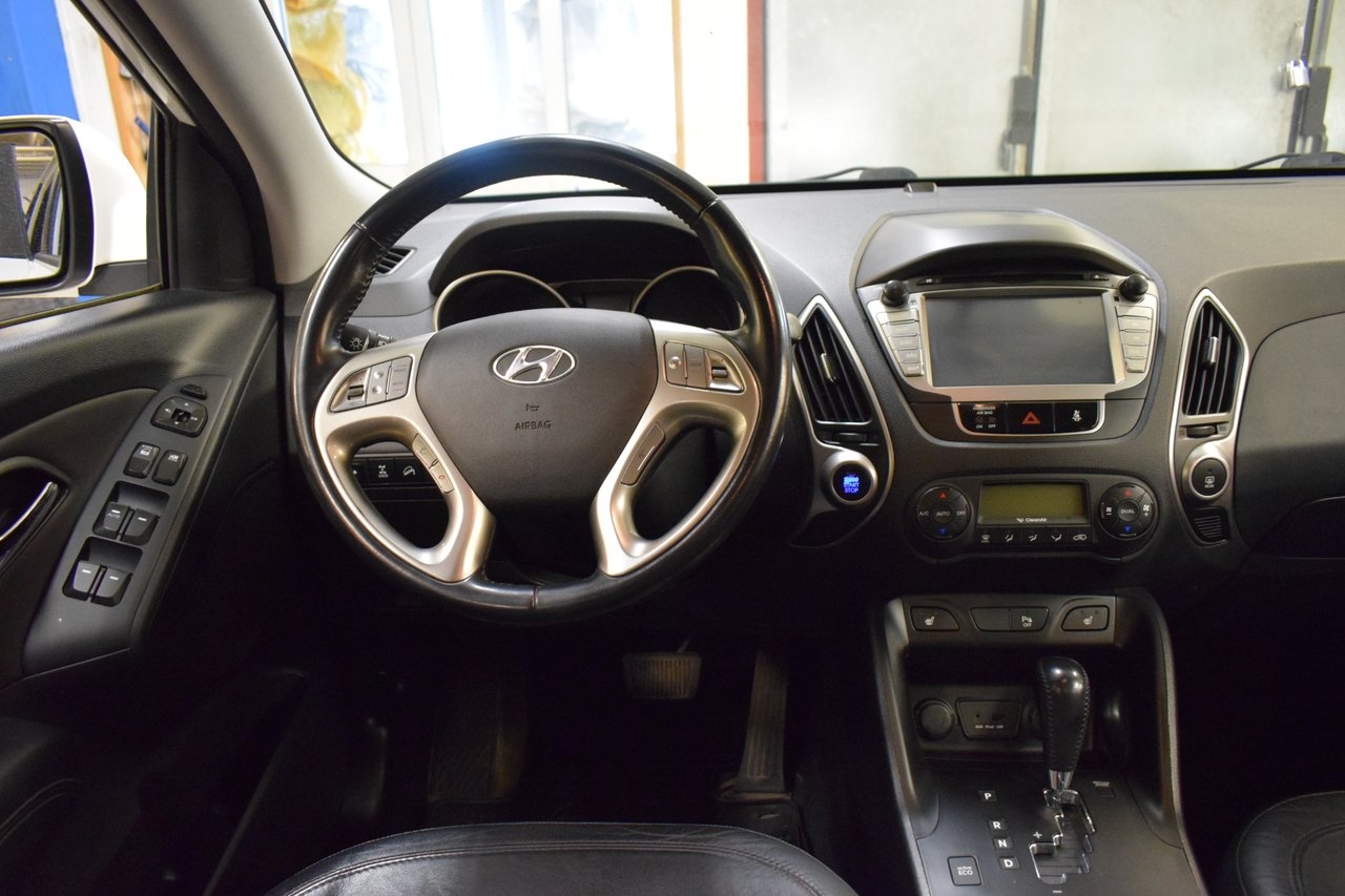 Hyundai ix35 2.0 CRDi 4WD Business 2013, bild 6/10