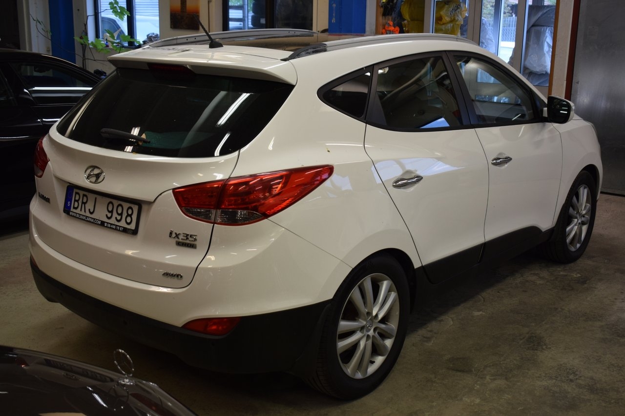 Hyundai ix35 2.0 CRDi 4WD Business 2013, bild 5/10