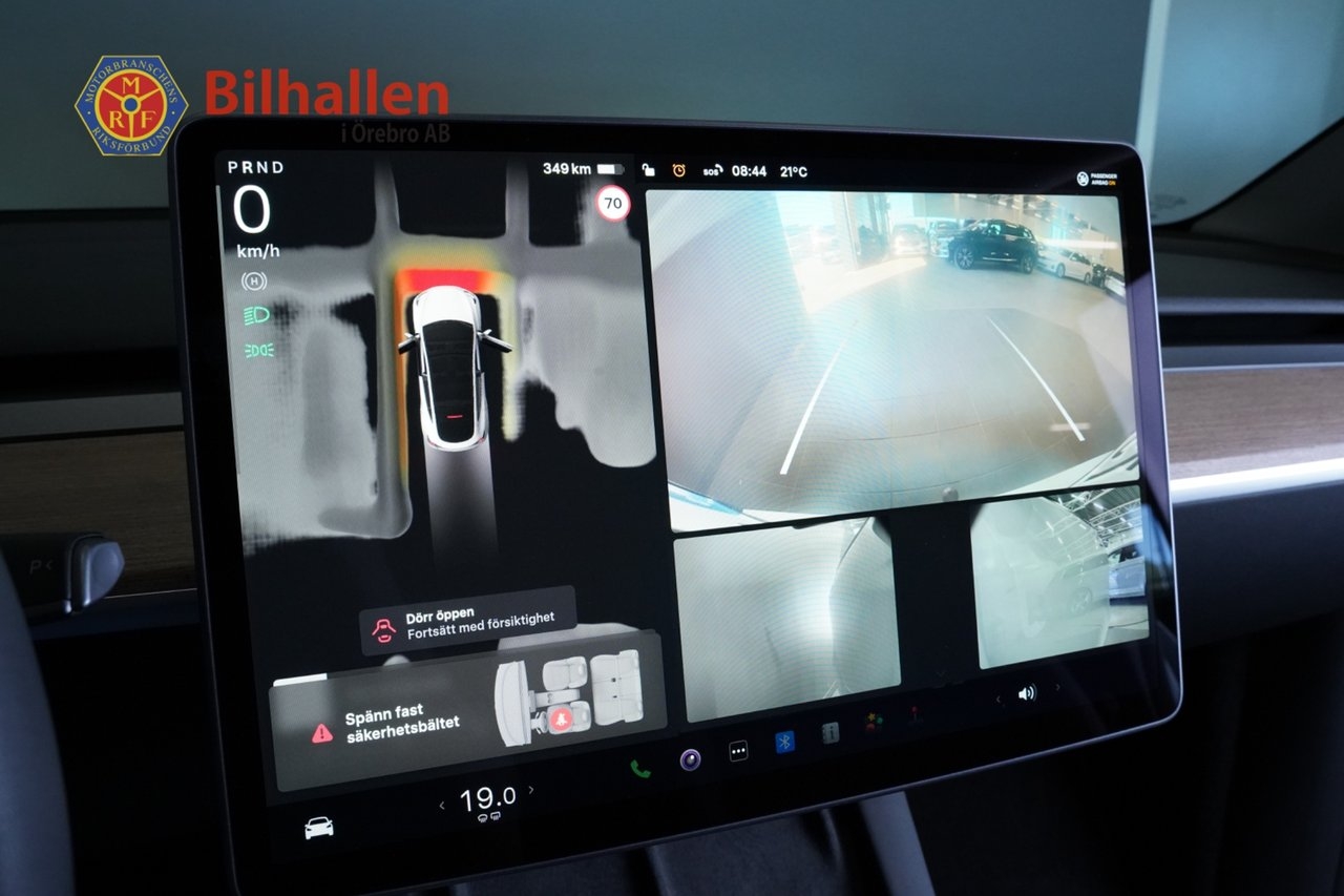 Tesla Model Y 2024, photo 7/10