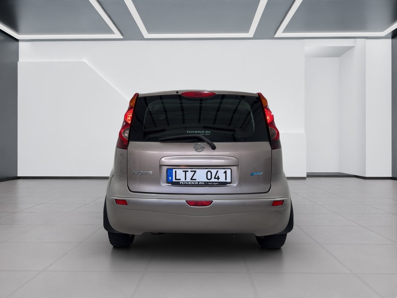 Nissan Note 1.4/Ny Servad/Besiktad 2011, bild 6/10