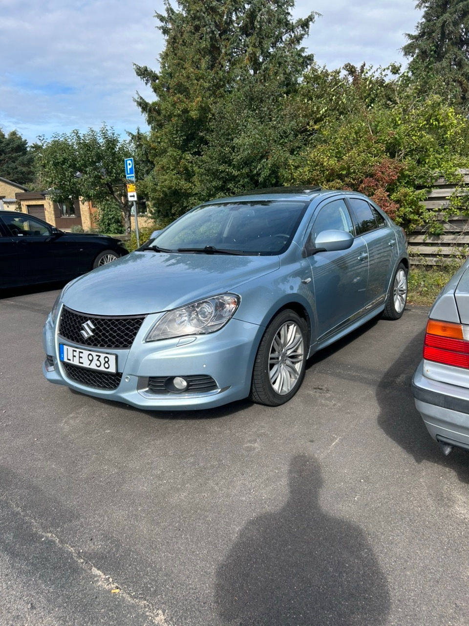 Suzuki Kizashi 2.4 DOHC 16V VVT 4x4 CVT 2011, bild 3/8