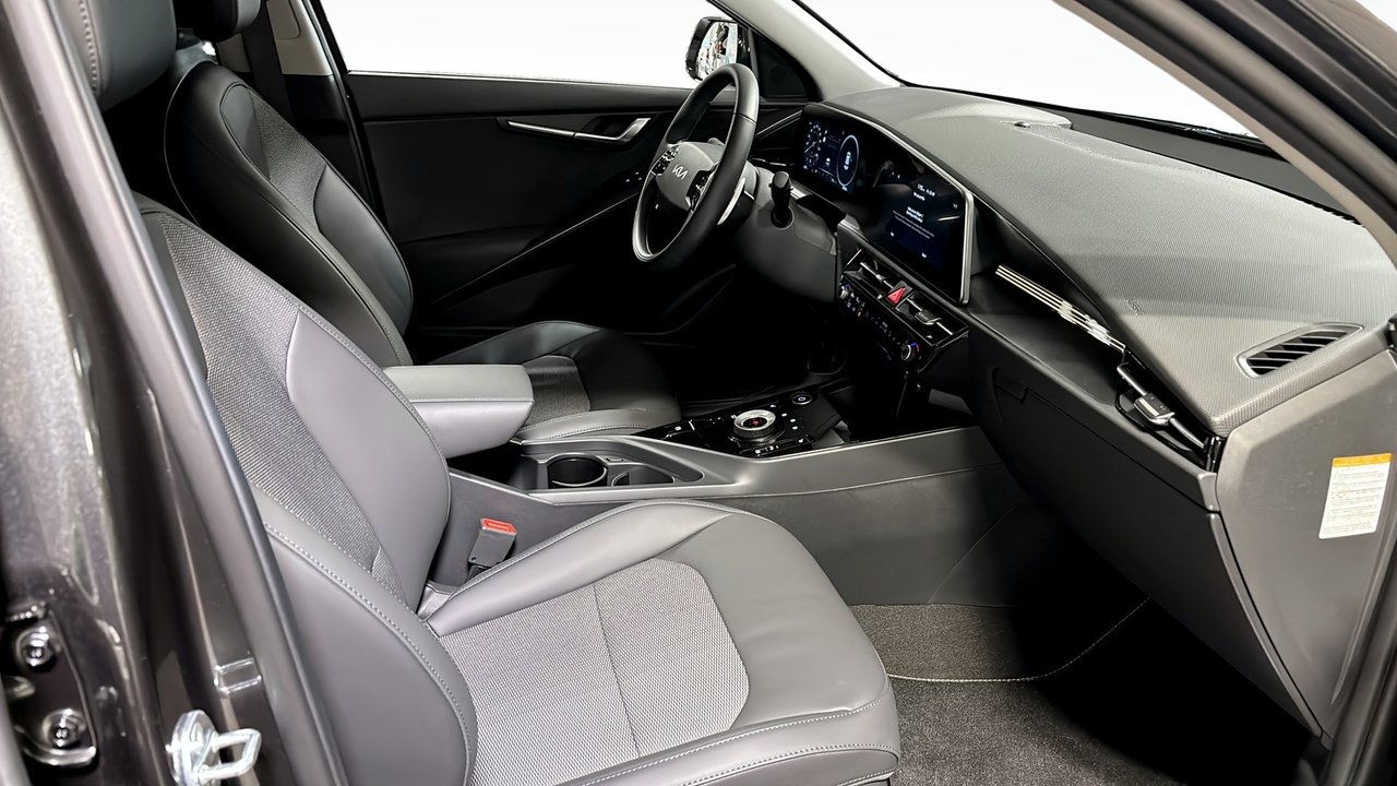 Kia e-Niro ACTION 204HK 64,8 kWh Godkänd 2023, bild 3/9