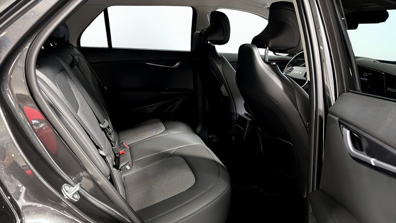 Kia e-Niro ACTION 204HK 64,8 kWh Godkänd 2023, bild 5/9