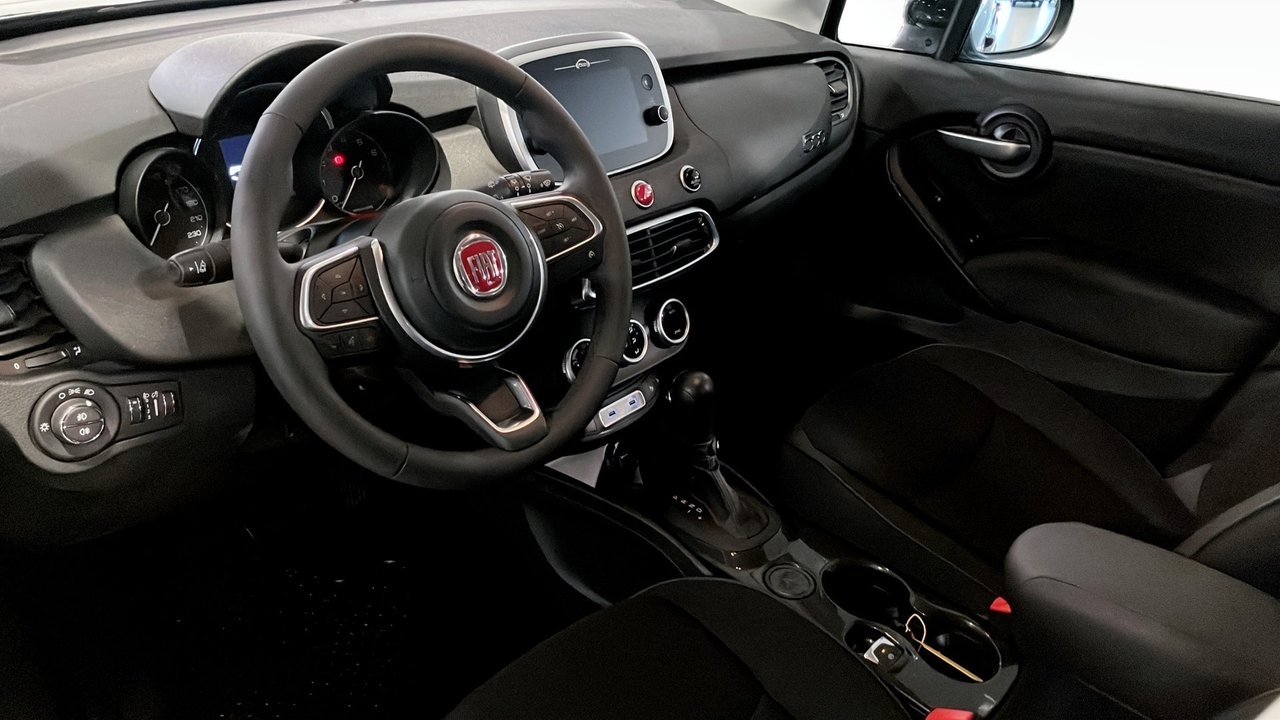 Fiat 500X 1.5 T4 MildHybrid DCT, 130hk 2023, bild 5/9