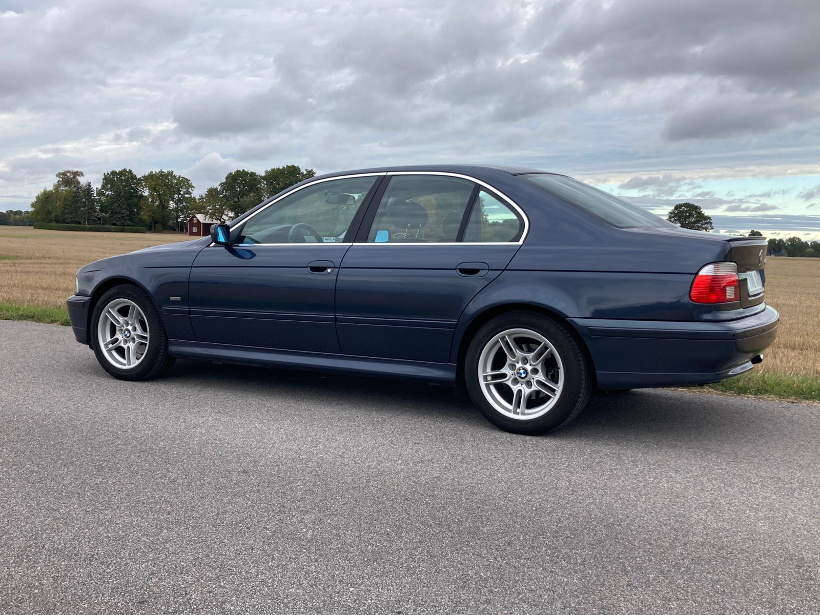 BMW 520 i 2002, photo 3/6