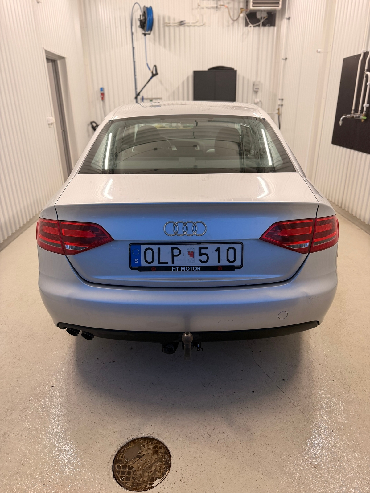 Audi A4 Sedan 2.0 TDI DPF Manuell 2009, kuva 7/9