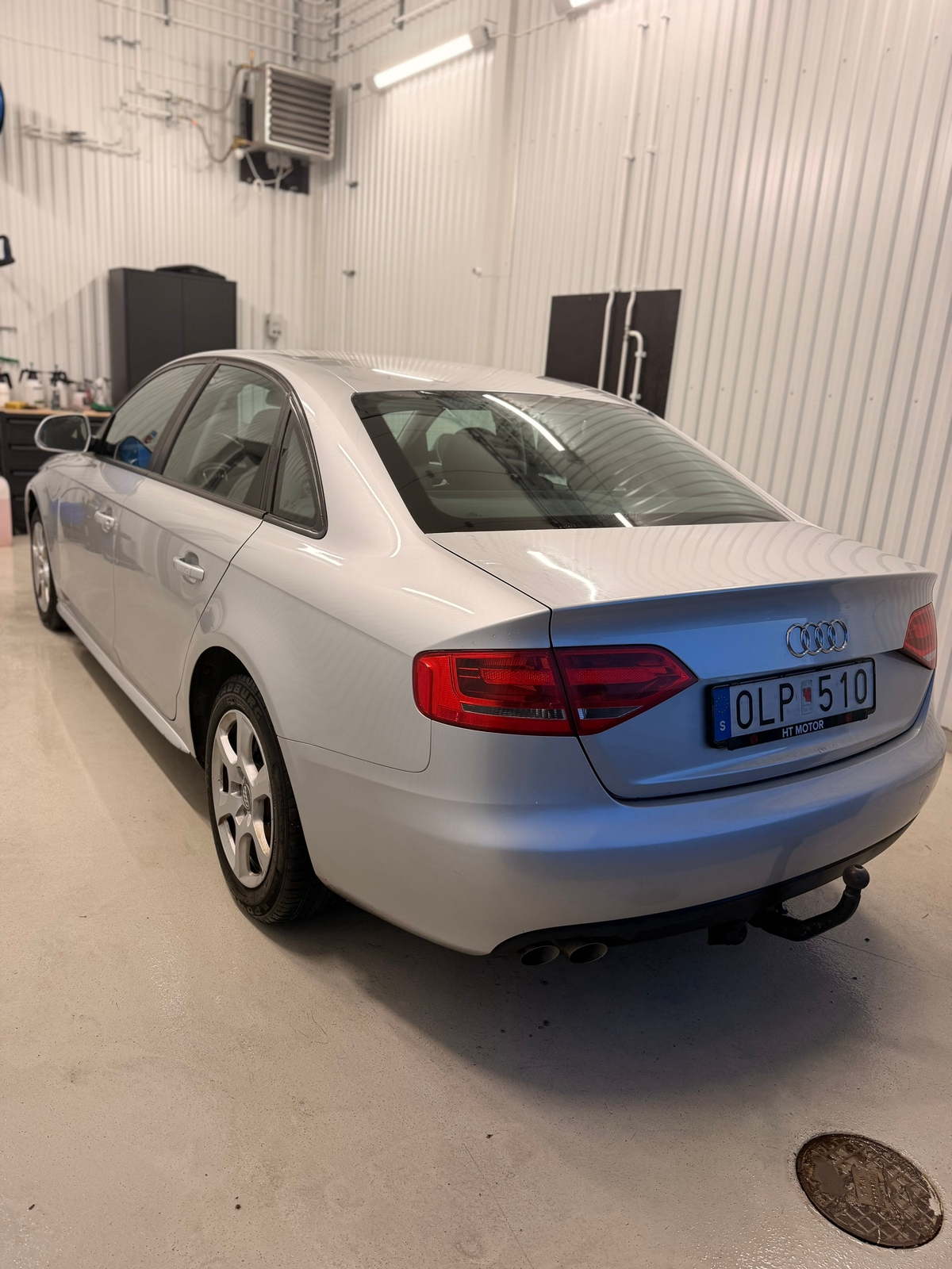 Audi A4 Sedan 2.0 TDI DPF Manuell 2009, kuva 5/9