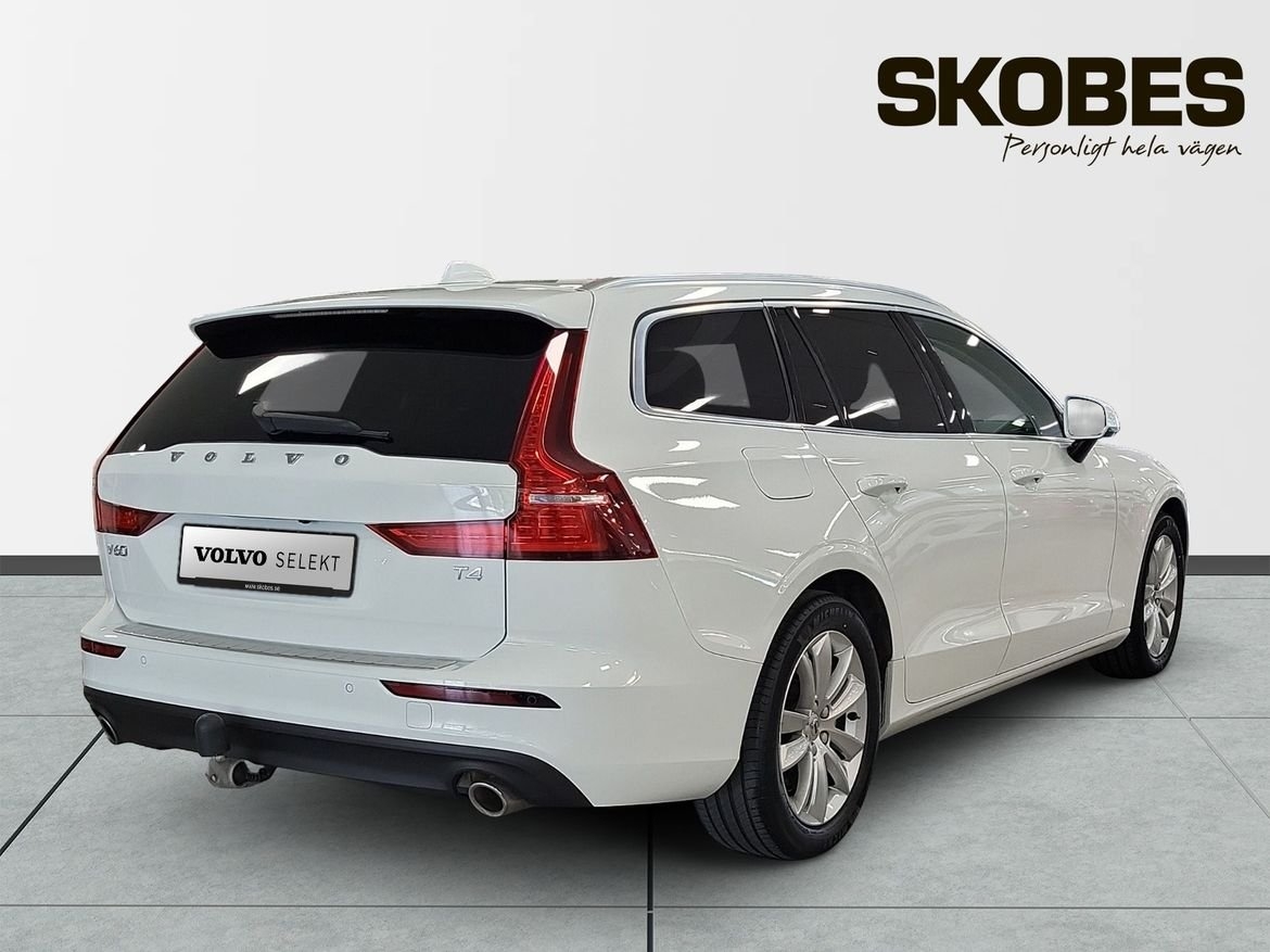 Volvo V60 T4 Momentum Advanced Edition 2020, bild 7/10