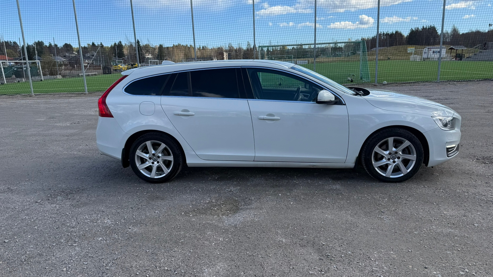 Volvo V60 D4 AWD Geartronic 2015, bild 3/7