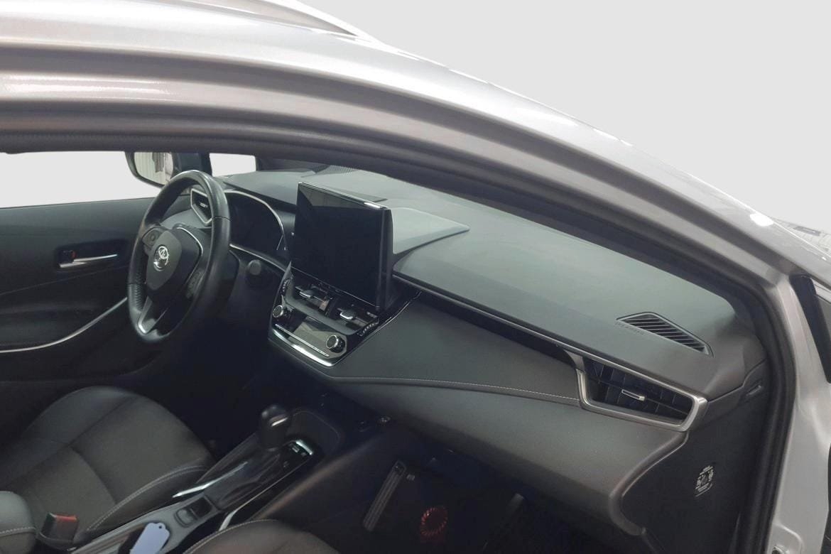 Toyota Corolla 2025, photo 6/10