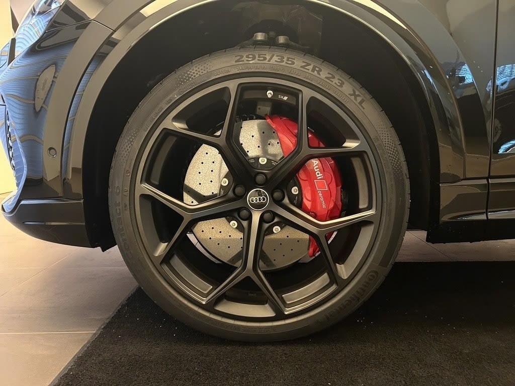 Audi RS Q8 2025, kuva 3/5