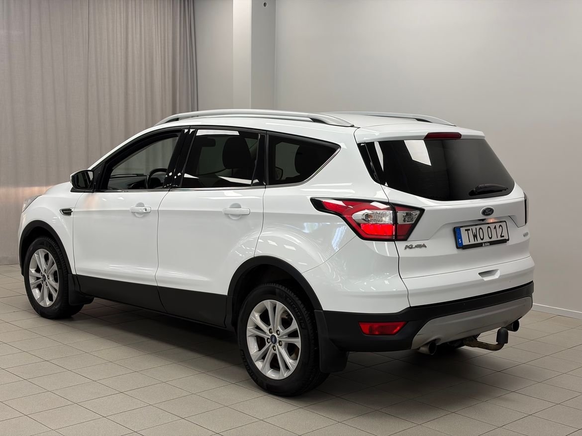 Ford Kuga 1.5 150 Titanium 2018, bild 3/10