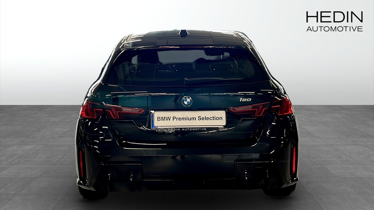 BMW 120 2026, bild 7/9