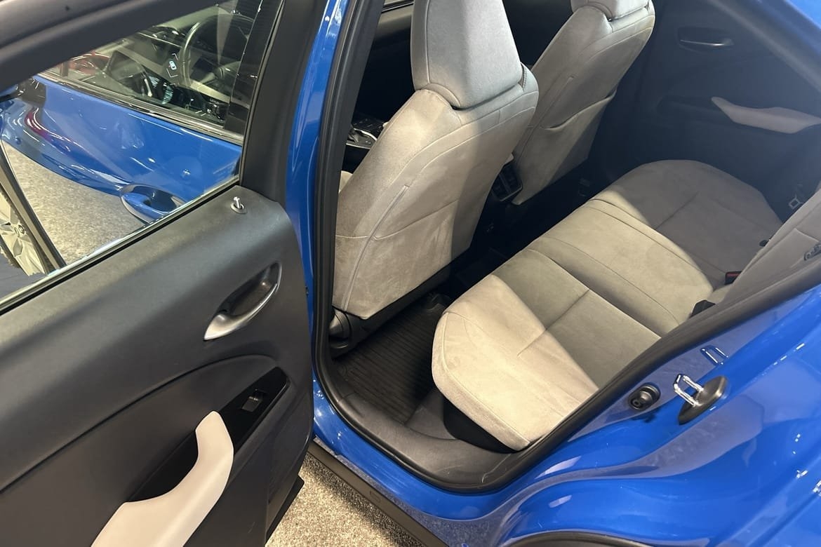 Lexus UX 250h Comfort Teknikpaket 2021, bild 7/9