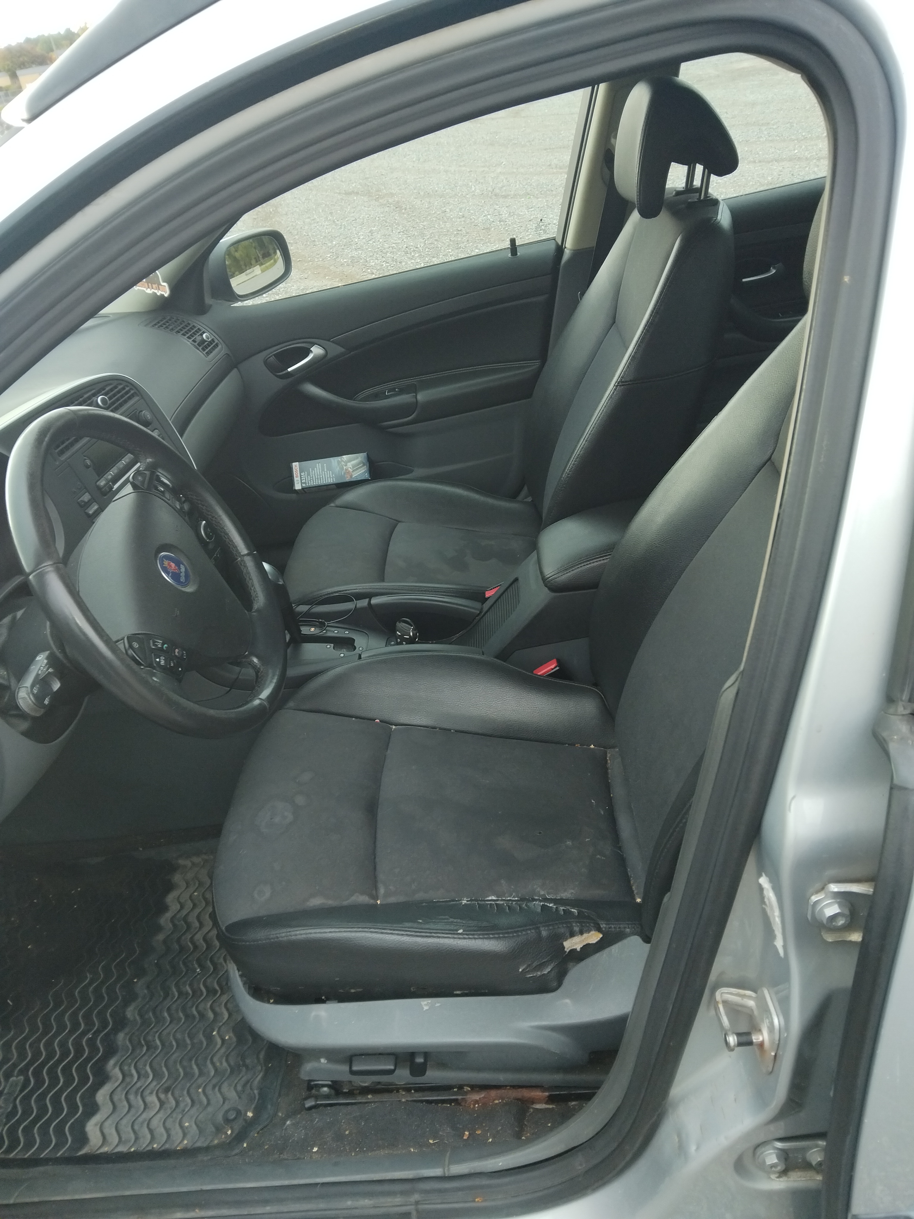 Saab 9-3 SportCombi 1.8t Automatisk 2007, bild 5/6