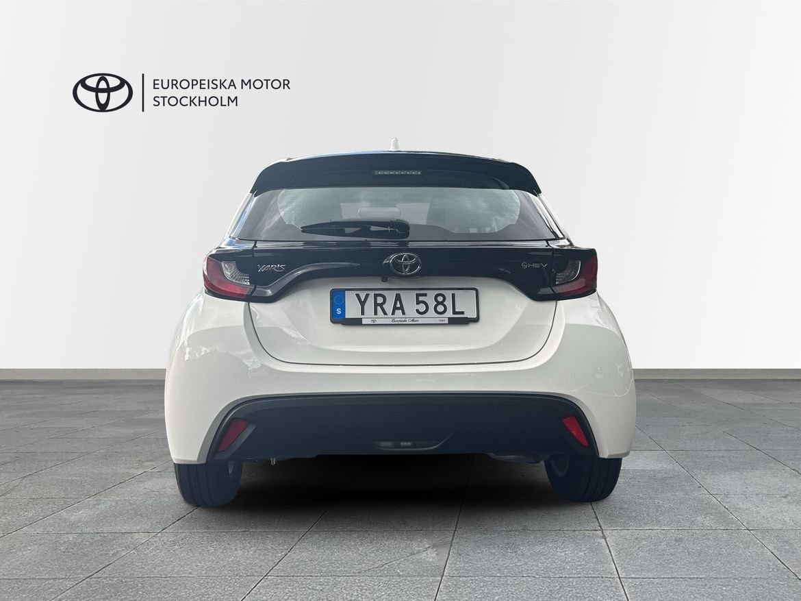 Toyota Yaris Active Komfortpaket 2024, bild 5/11