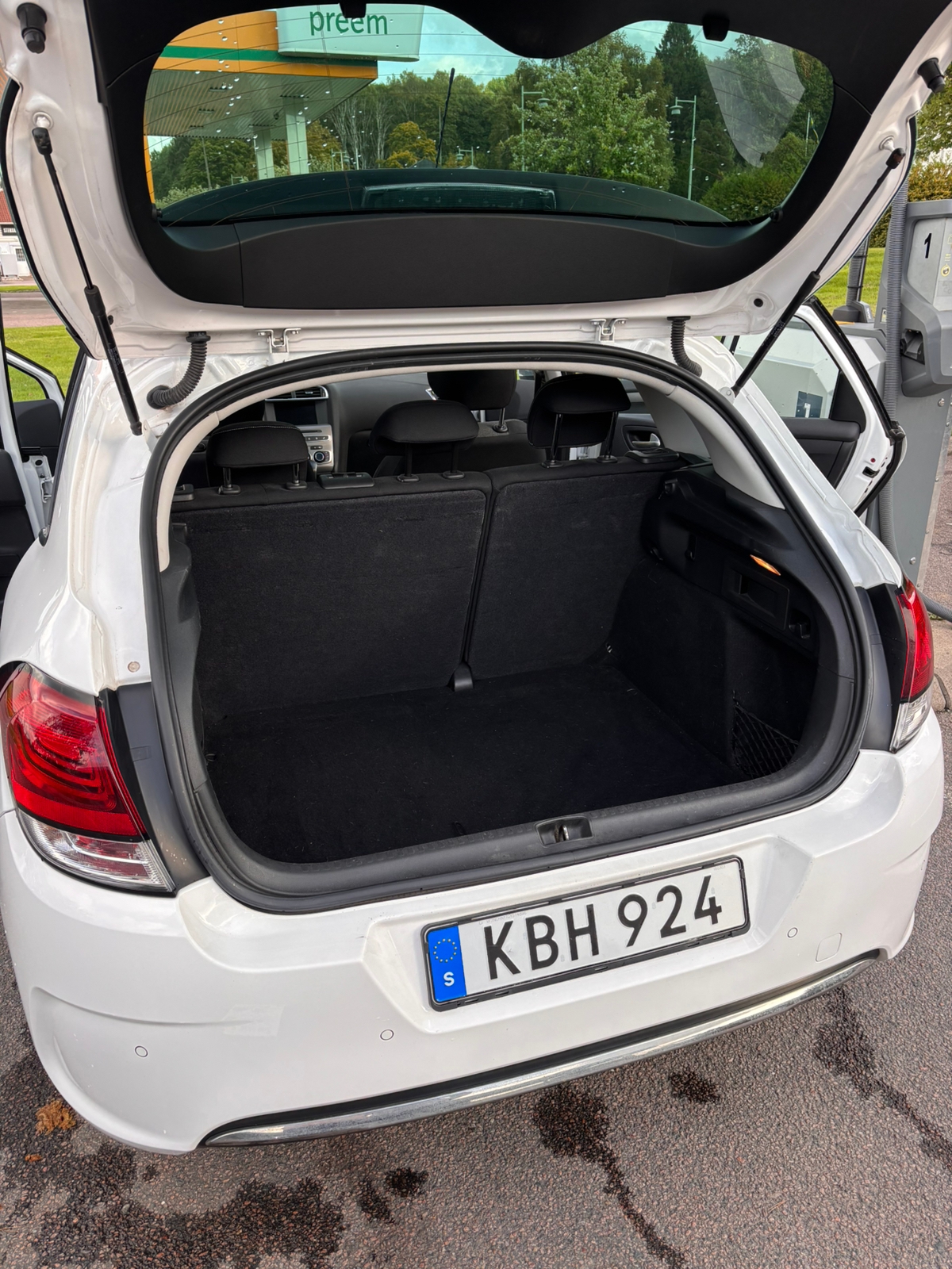 Citroen C4 1.2 e-THP EAT 2016, bild 3/8