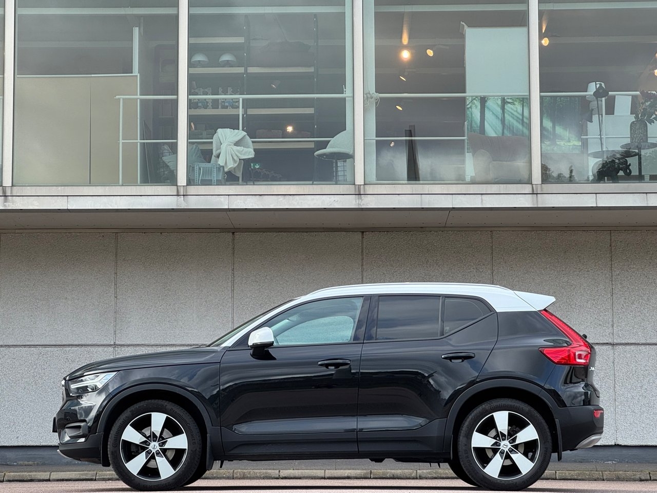 Volvo XC40 2020, bild 2/10