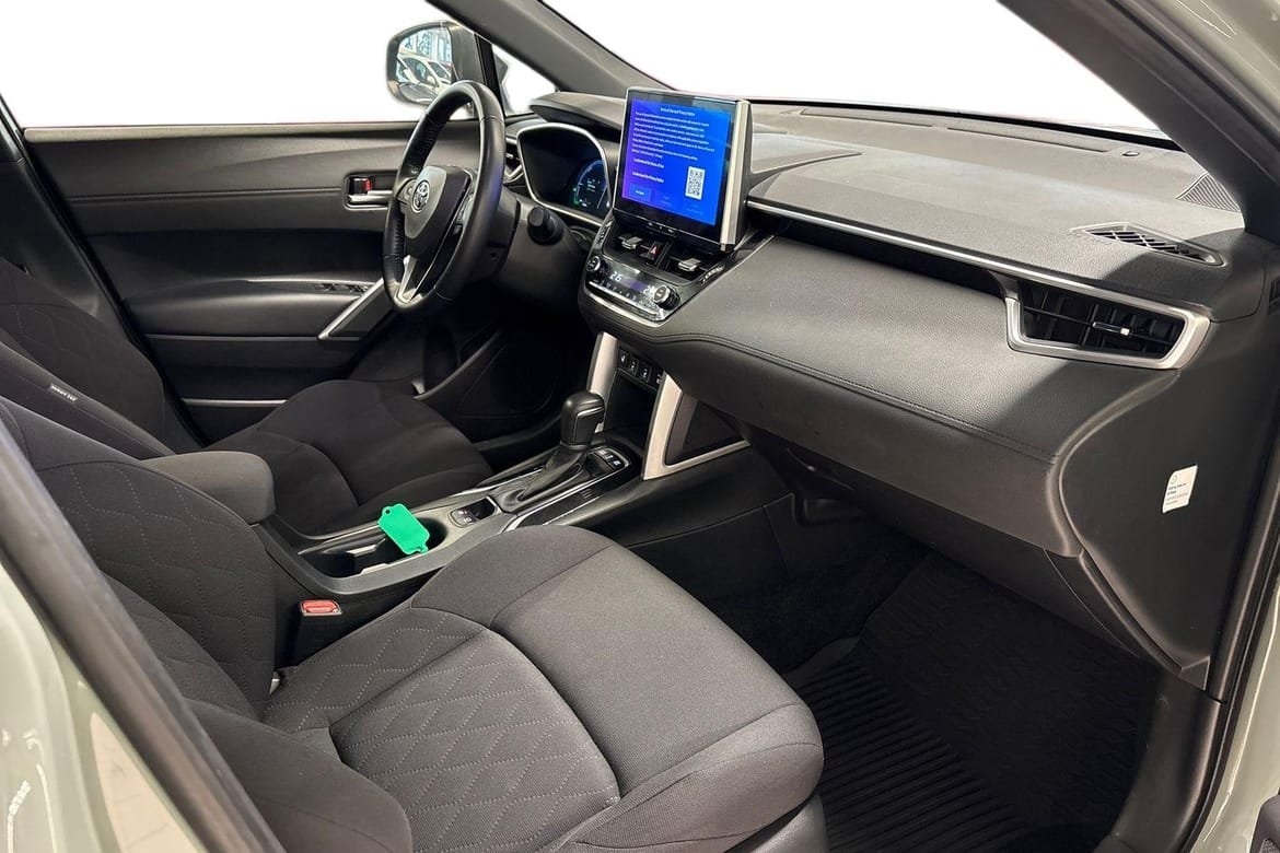 Toyota Corolla Cross 2023, bild 7/21