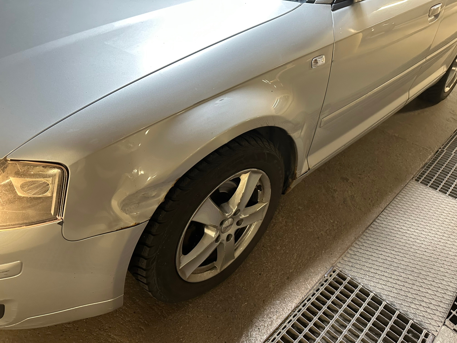 Audi A3 Sportback 1.6 8v Manuell 2007, bild 5/8