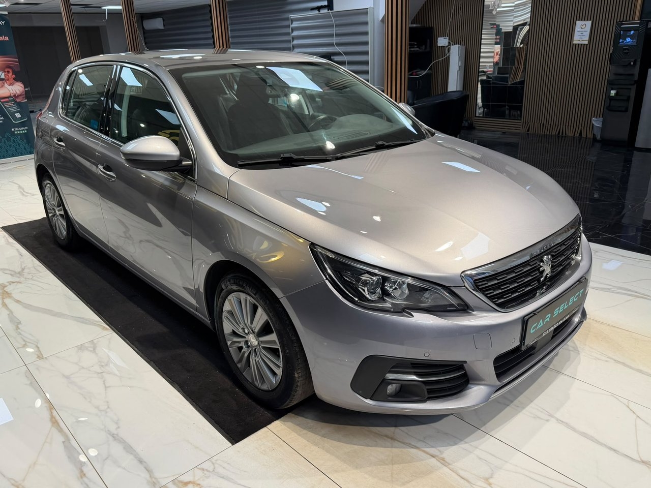 Peugeot 308 2019, bild 7/10