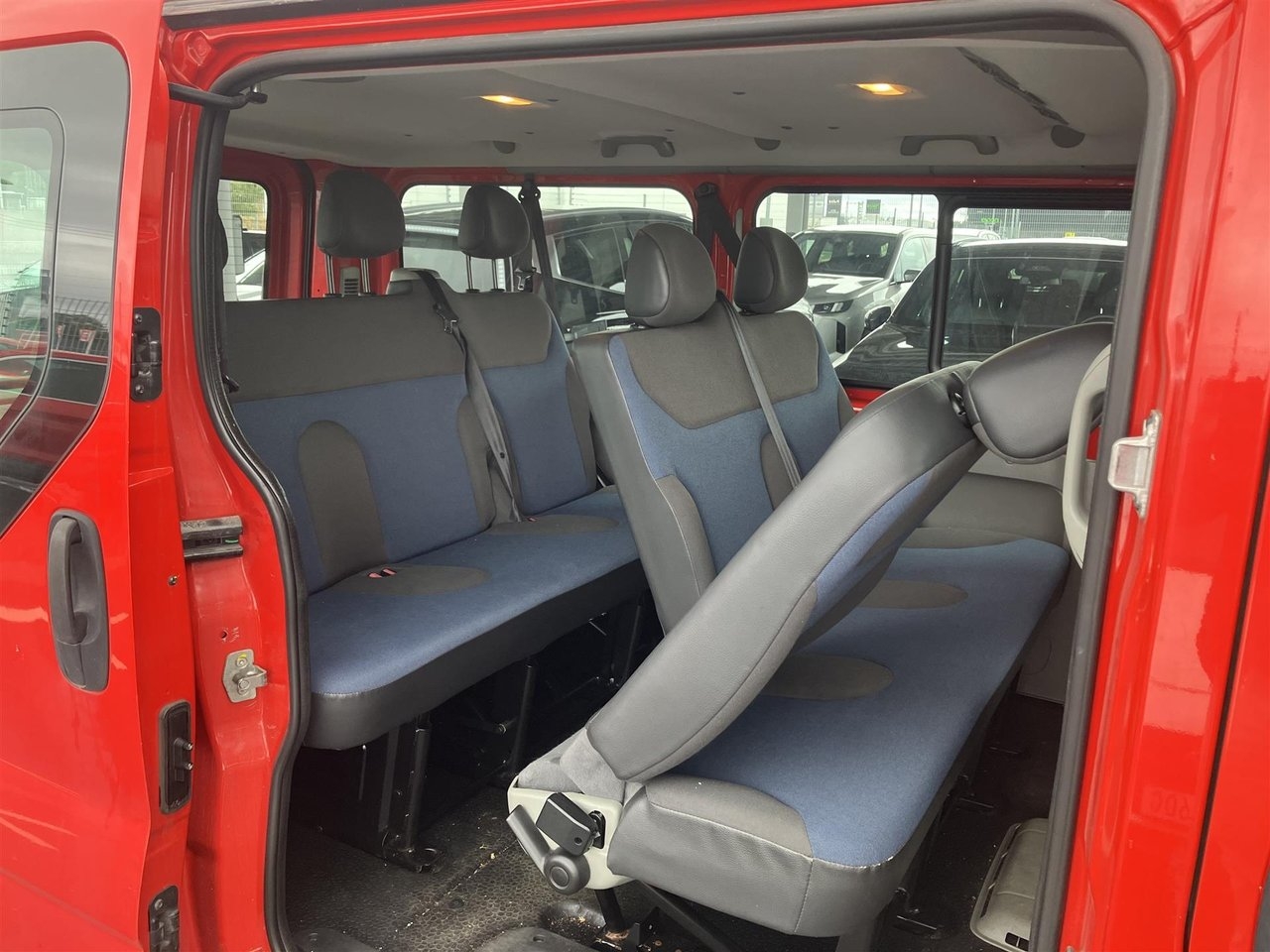 Renault Trafic 2013, bild 4/4