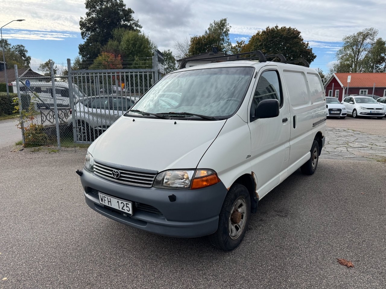 Toyota HiAce 2.5 TDI 102HK 4WD / AC 2004, bild 2/9
