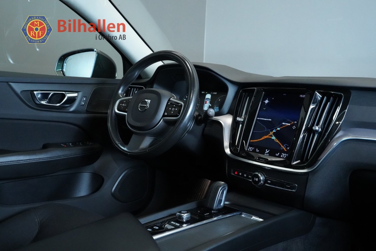 Volvo V60 Cross Country 2021, photo 7/10