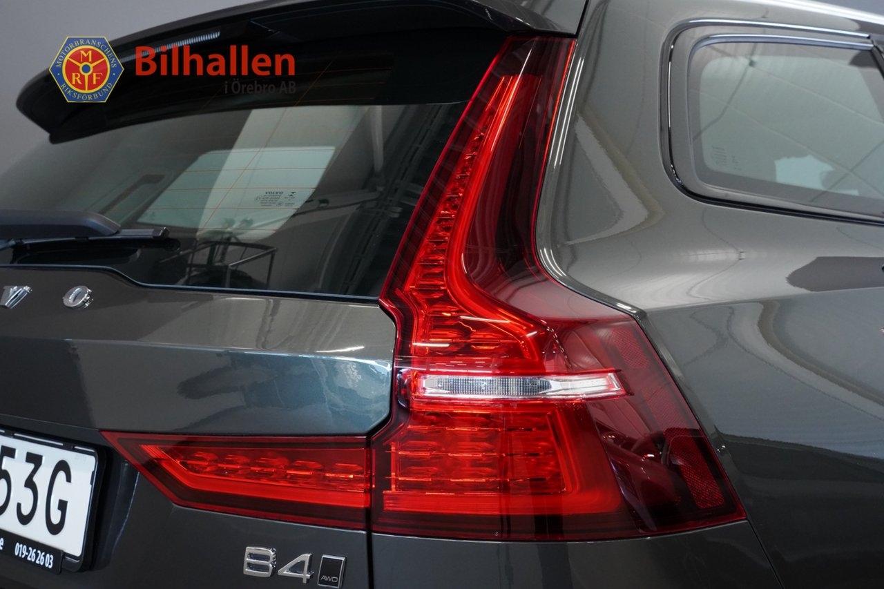 Volvo V60 Cross Country 2021, photo 6/10