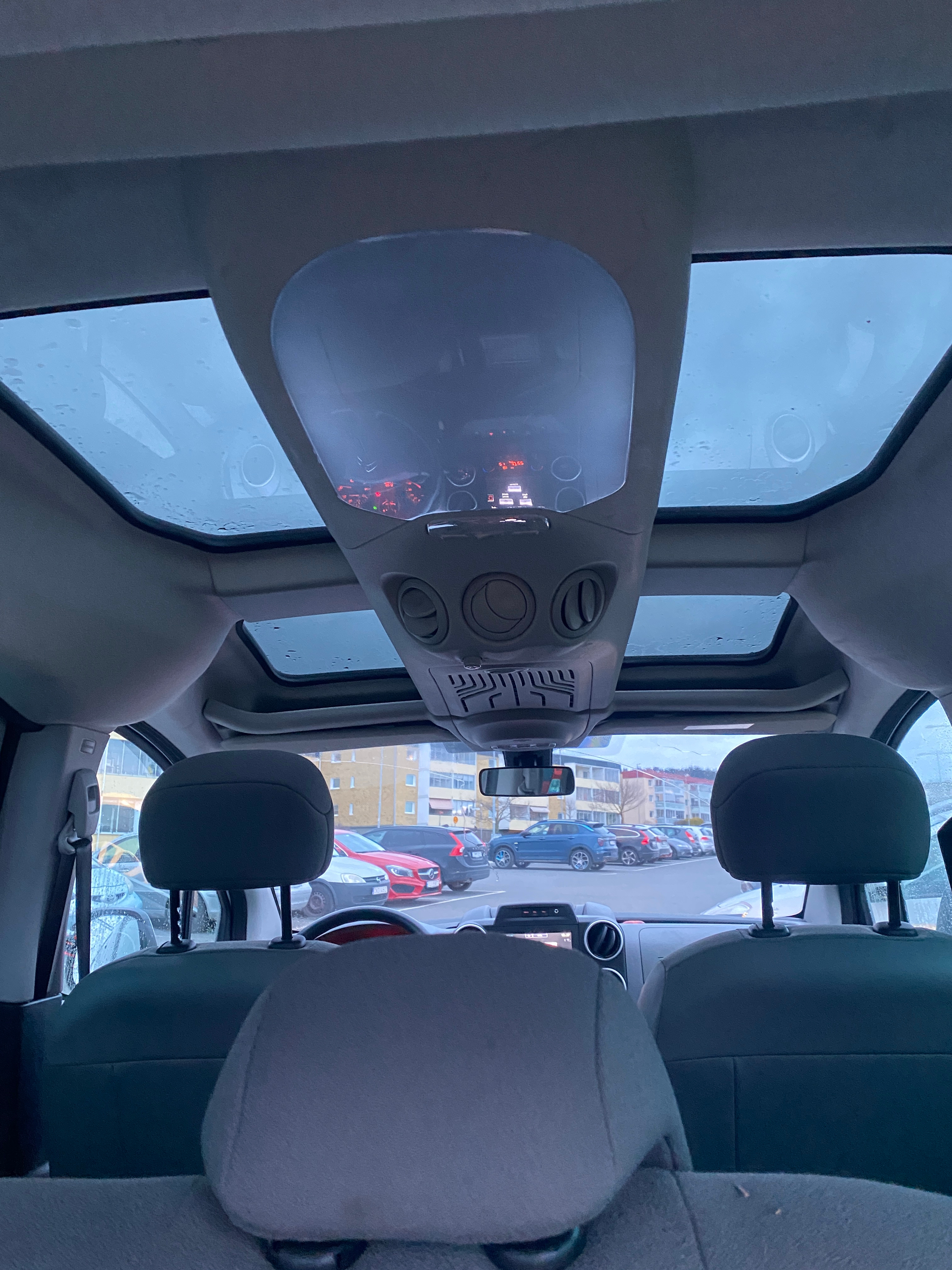 Citroen Berlingo 2016, bild 3/6