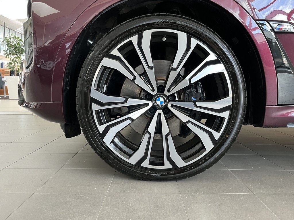 BMW X7 M60i xDrive M Sport Pro 2025, bild 4/10