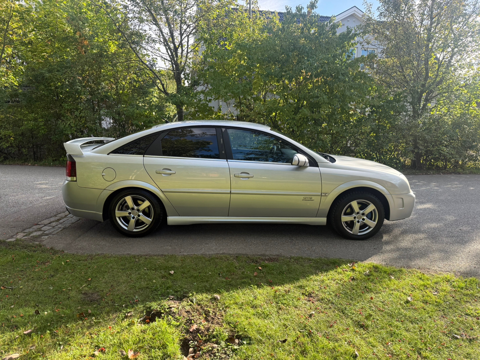 Opel Vectra GTS 2.2 Manuell 2003, bild 7/10